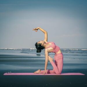 Guia Completo para Comprar Produtos de Yoga: Quais são os acessórios essenciais para sua prática?